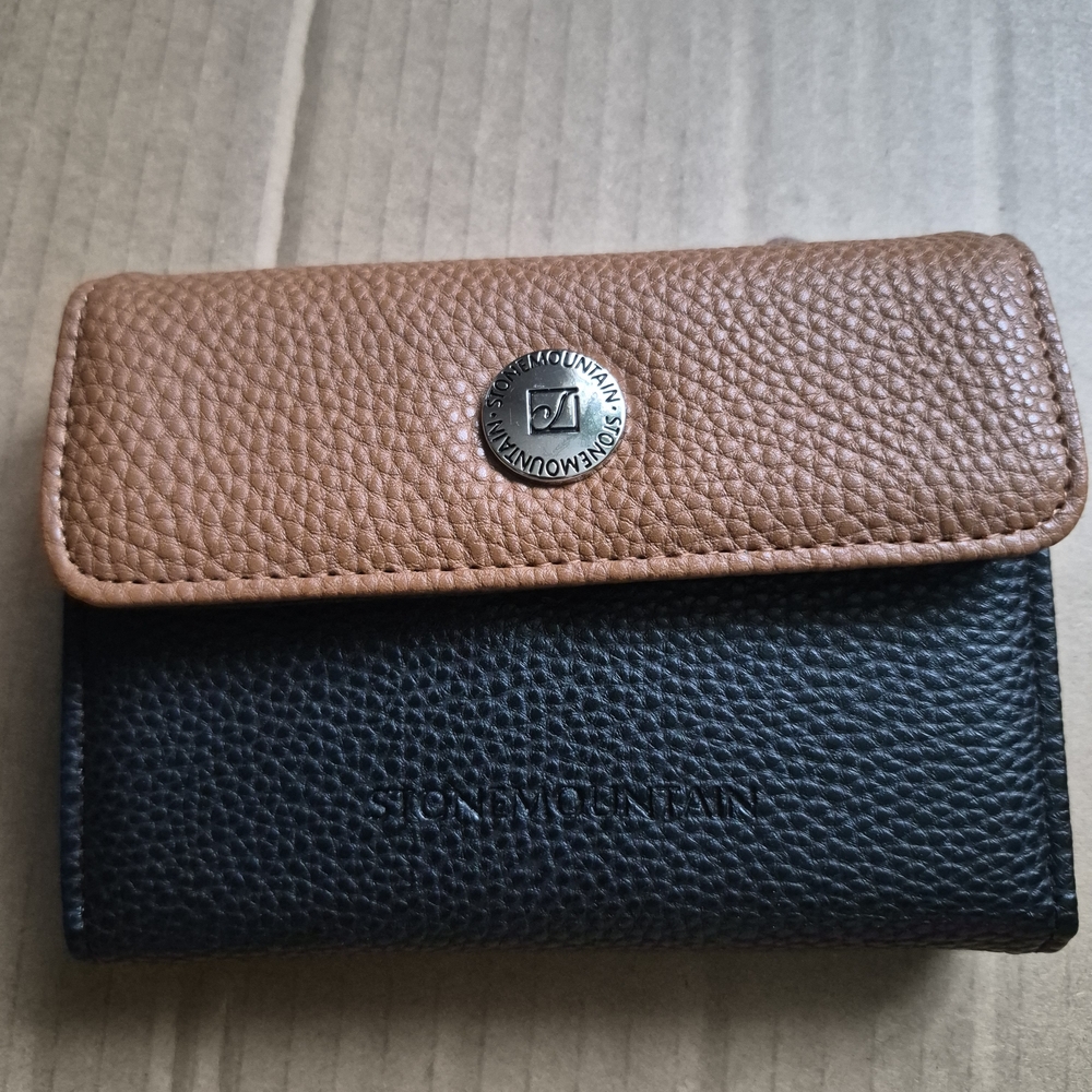 Stone Mountain Accessories Brown and Black Wallet